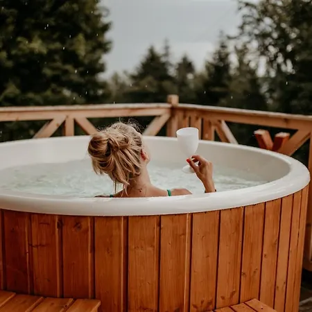 Horská chata Babiogorska - Dom Z Bali Z Jacuzzi I Sauna *