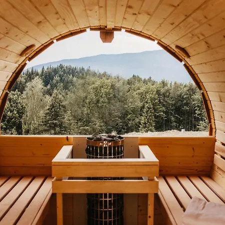 Babiogorska - Dom Z Bali Z Jacuzzi I Sauna Horská chata *